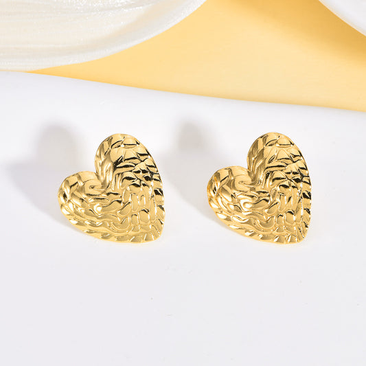 Diamond cut domed design earrings