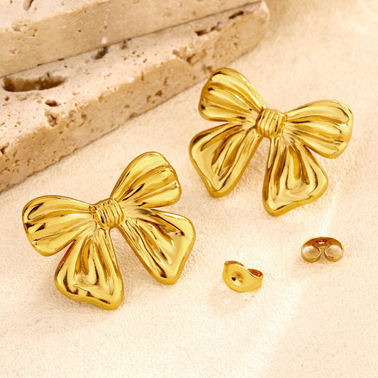 Bow stud earrings