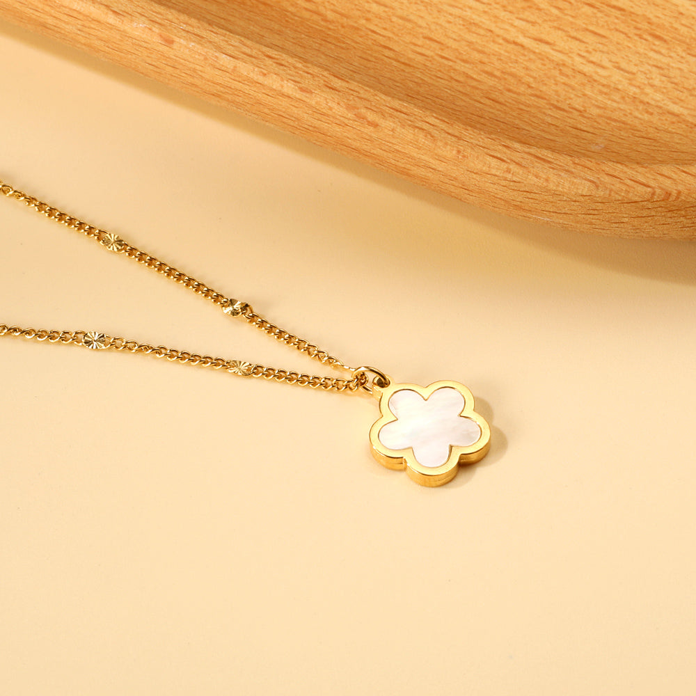 peach blossom shape with white shell pendant necklace
