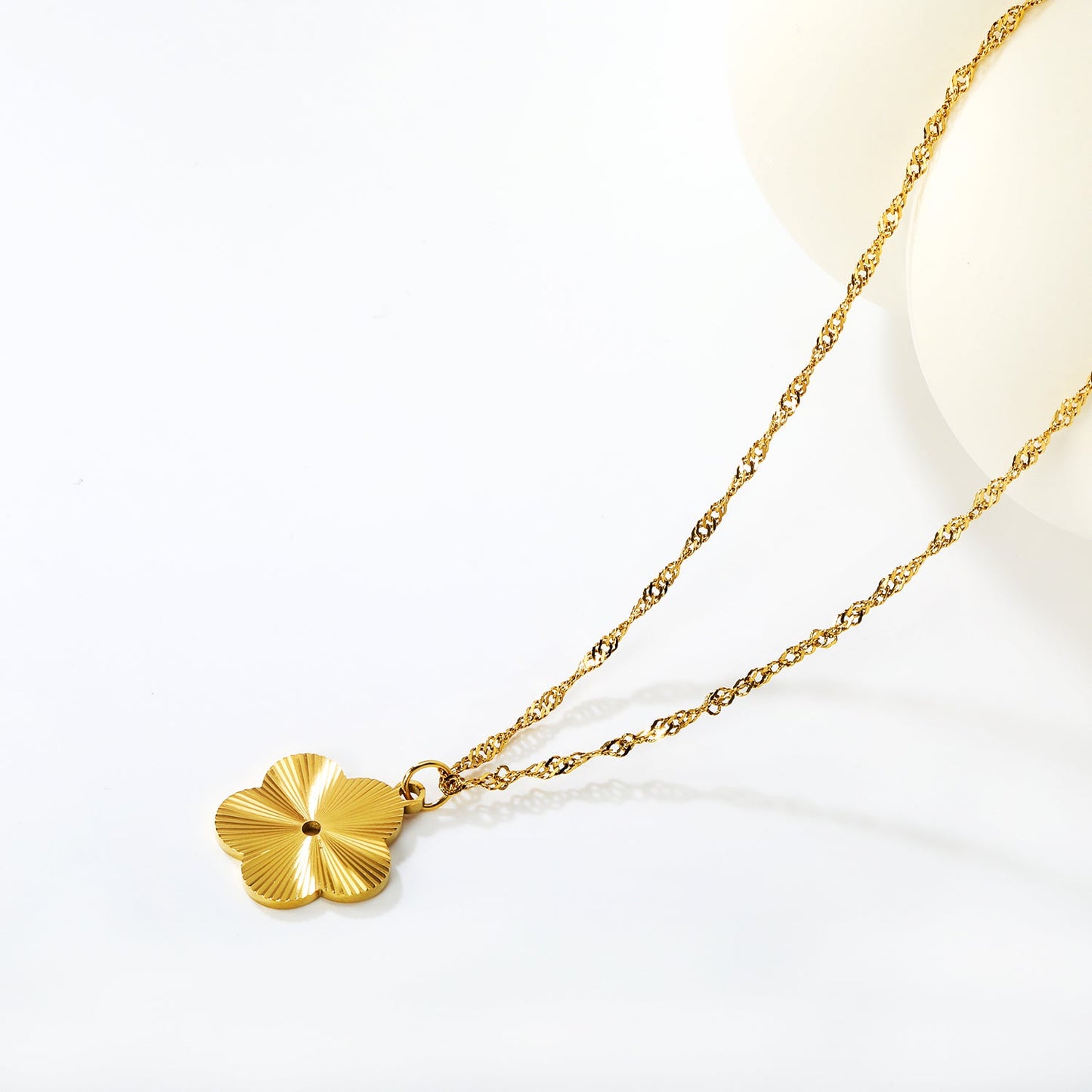 plum blossom engraved necklace