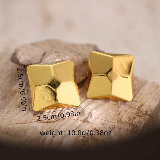 Square pyramid earings