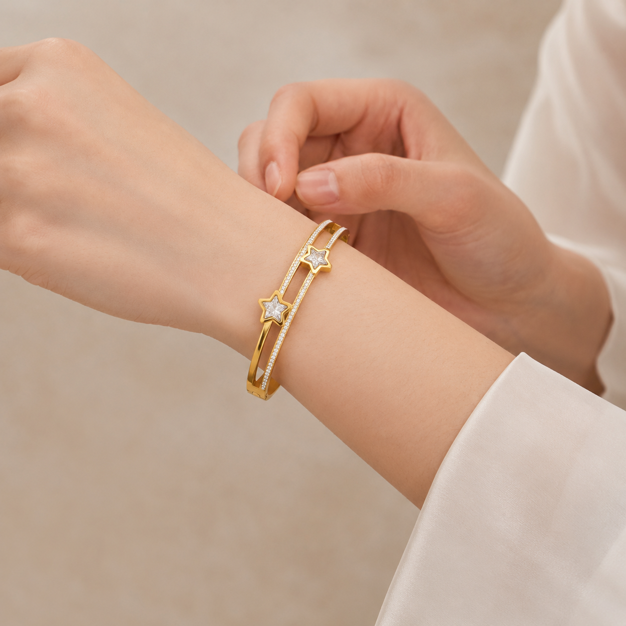 gold star bracelet