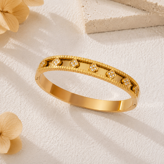 Gold Clover Bracelet