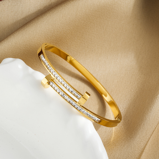 White Zircon Gold Bracelet