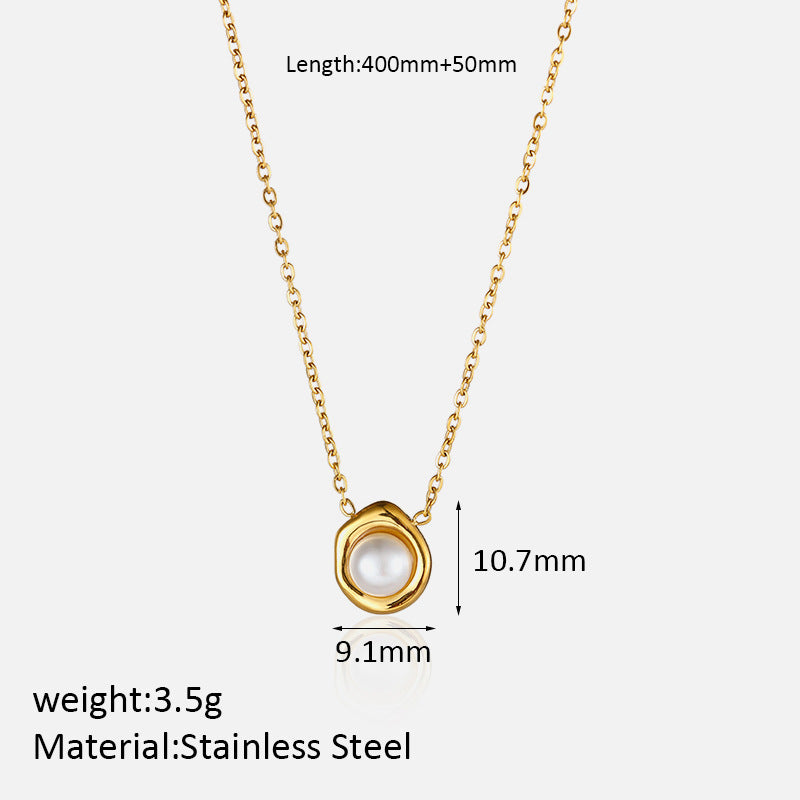 pearl pendant necklace