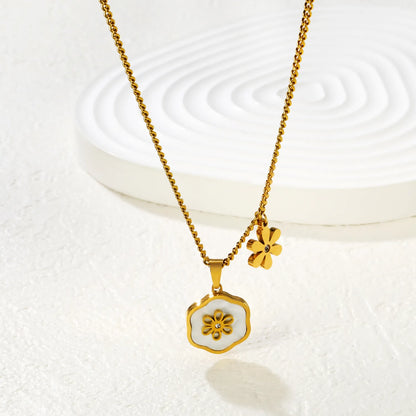 Adjustable Shell Flower Pendant Necklace