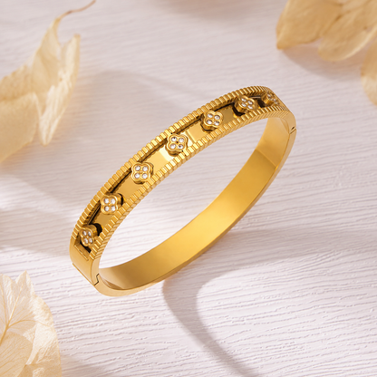Gold Clover Bracelet